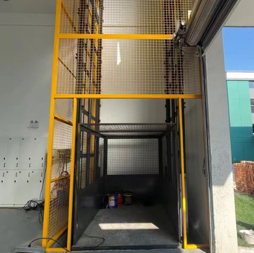 玉溪导轨式升降机助力物流园破解运输难题